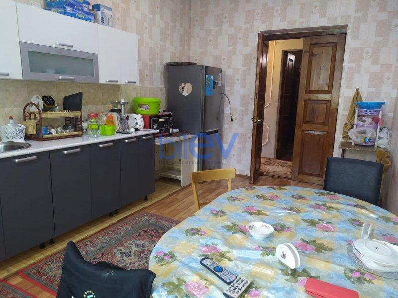 Satılır 7 otaqlı Həyət evi  330m², Sumqayıt