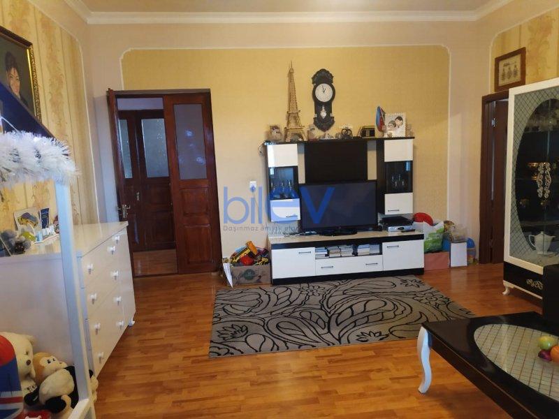Satılır 7 otaqlı Həyət evi  330m², Sumqayıt