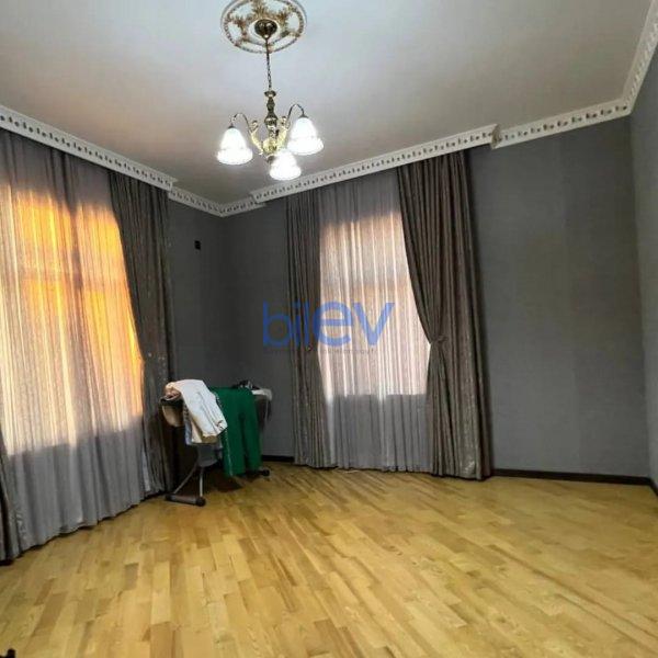Satılır 6 otaqlı Həyət evi  270m², Bakı