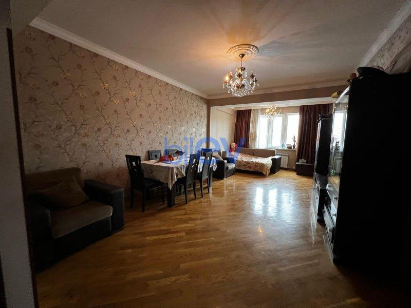 Satılır 2 otaqlı Yeni Tikili  61m², Bakı