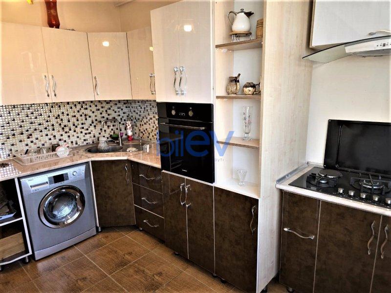 Aylıq Kirayə 3 otaqlı Köhnə Tikili bina evi  80m², Bakı