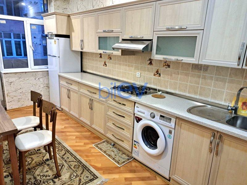 Kirayə (aylıq) 2 otaqlı Yeni Tikili  70m², Bakı
