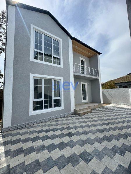 Satılır 4 otaqlı Həyət evi  130m², Bakı
