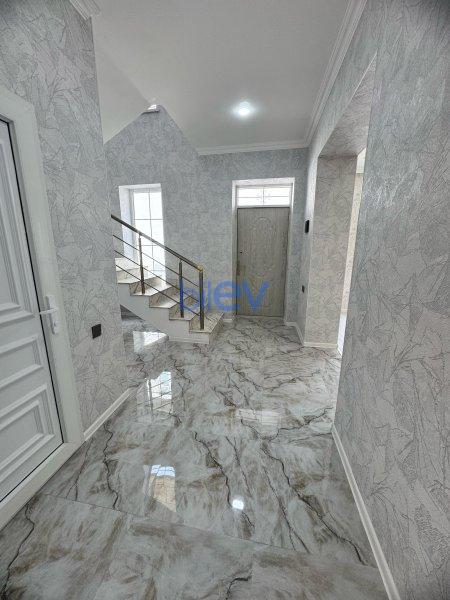 Satılır 4 otaqlı Həyət evi  130m², Bakı