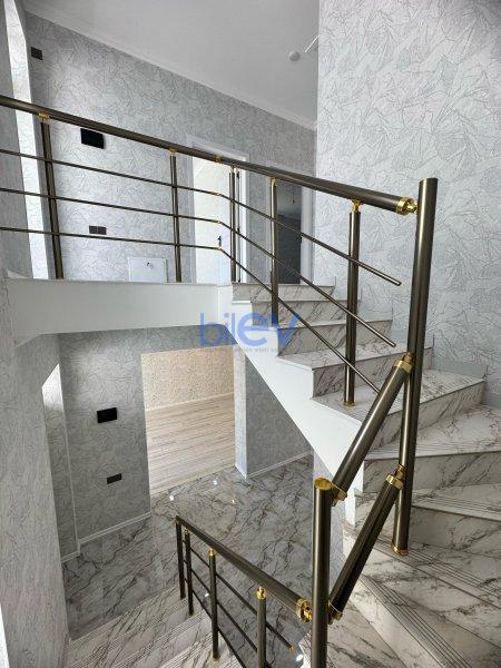 Satılır 4 otaqlı Həyət evi  130m², Bakı