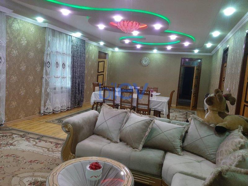 Satılır 6 otaqlı Həyət evi  240m², Göyçay
