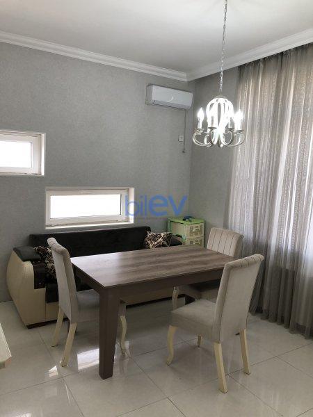 Kirayə (aylıq) 5 otaqlı Bağ evi  410m², Bakı