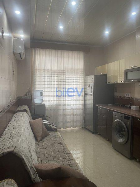 Kirayə (aylıq) 3 otaqlı Yeni Tikili  120m², Bakı