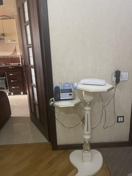 Kirayə (aylıq) 3 otaqlı Yeni Tikili  120m², Bakı