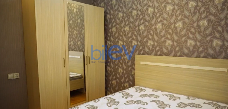 Satılır 7 otaqlı Həyət evi  352m², Bakı