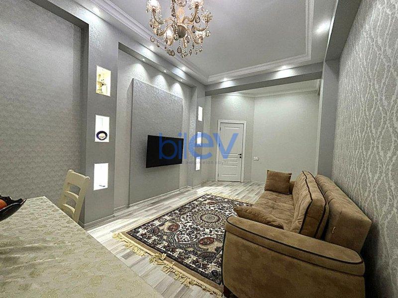 Kirayə (aylıq) 3 otaqlı Yeni Tikili  110m², Bakı