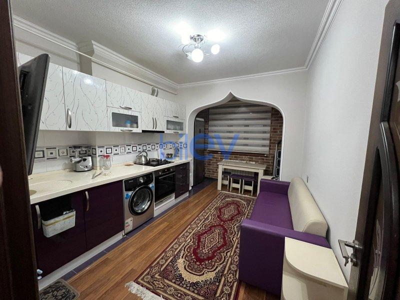 Satılır 2 otaqlı Köhnə Tikili  60m², Bakı