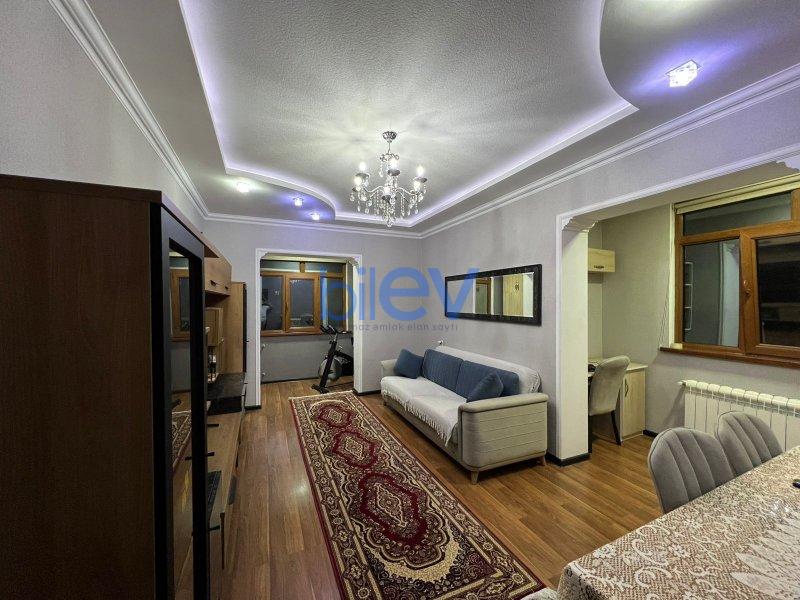 Satılır 2 otaqlı Köhnə Tikili  60m², Bakı