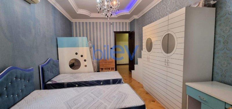 Aylıq Kirayə 3 otaqlı Yeni Tikili bina evi  173m², Bakı