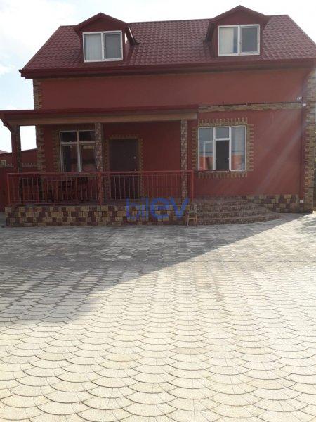 Satılır 4 otaqlı Həyət evi  150m², Bakı