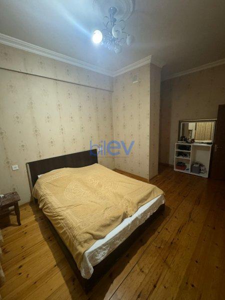 Satılır 2 otaqlı Yeni Tikili  70m², Bakı