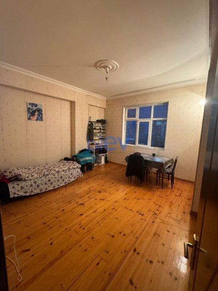 Satılır 2 otaqlı Yeni Tikili  70m², Bakı
