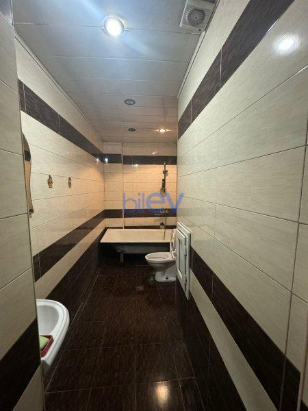 Satılır 2 otaqlı Yeni Tikili  70m², Bakı