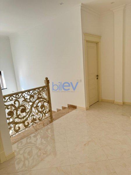 Satılır 6 otaqlı Həyət evi  276m², Bakı