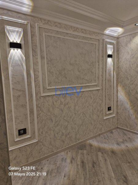 Satılır 3 otaqlı Köhnə Tikili  80m², Bakı