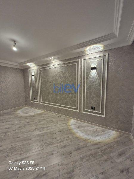 Satılır 3 otaqlı Köhnə Tikili  80m², Bakı
