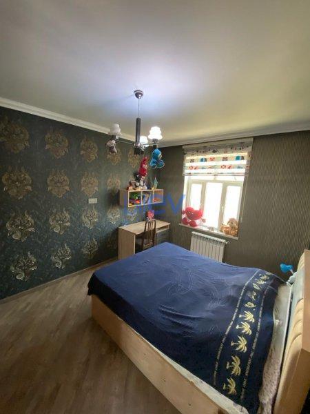 Satılır 4 otaqlı Həyət evi  170m², Bakı