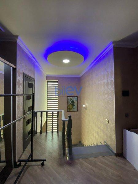 Satılır 4 otaqlı Həyət evi  170m², Bakı
