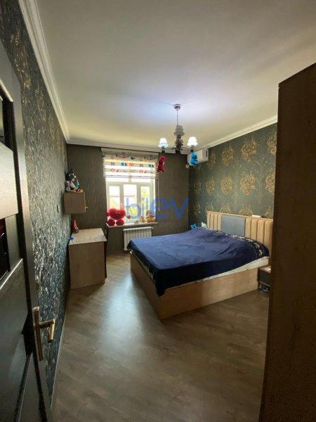 Satılır 4 otaqlı Həyət evi  170m², Bakı