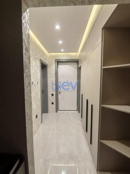 Kirayə (aylıq) 2 otaqlı Yeni Tikili  79m², Bakı