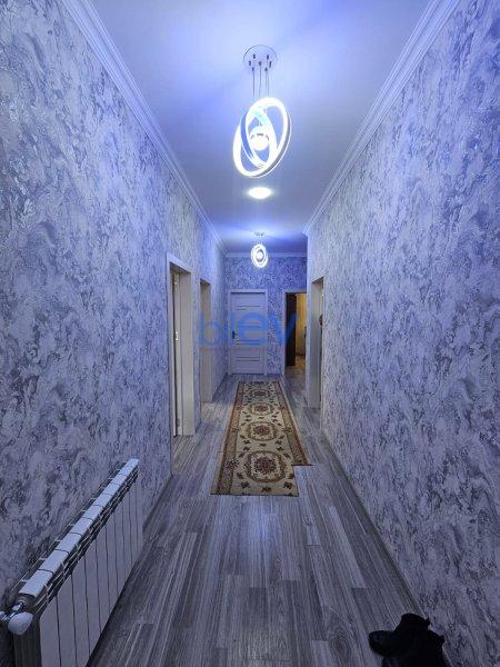 Satılır 4 otaqlı Həyət evi  120m², Bakı