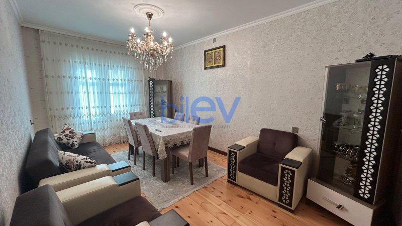 Satılır 4 otaqlı Köhnə Tikili  110m², Bakı