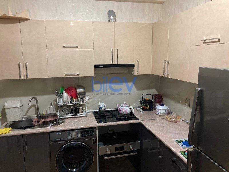 Satılır 3 otaqlı Yeni Tikili  70m², Bakı