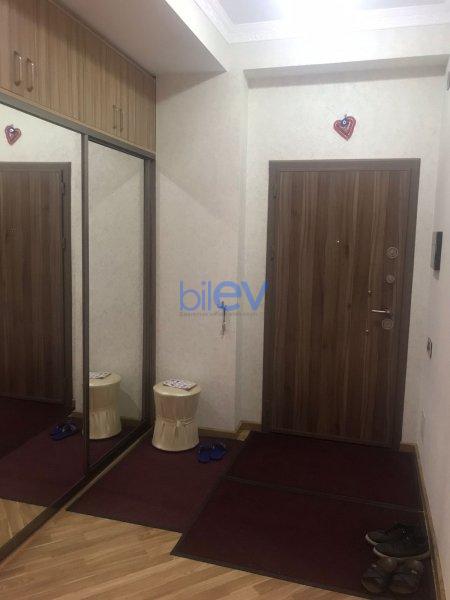 Satılır 3 otaqlı Yeni Tikili  70m², Bakı