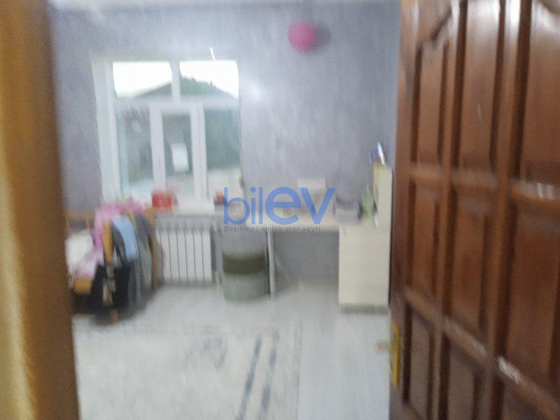 Satılır 4 otaqlı Həyət evi  200m², Bakı