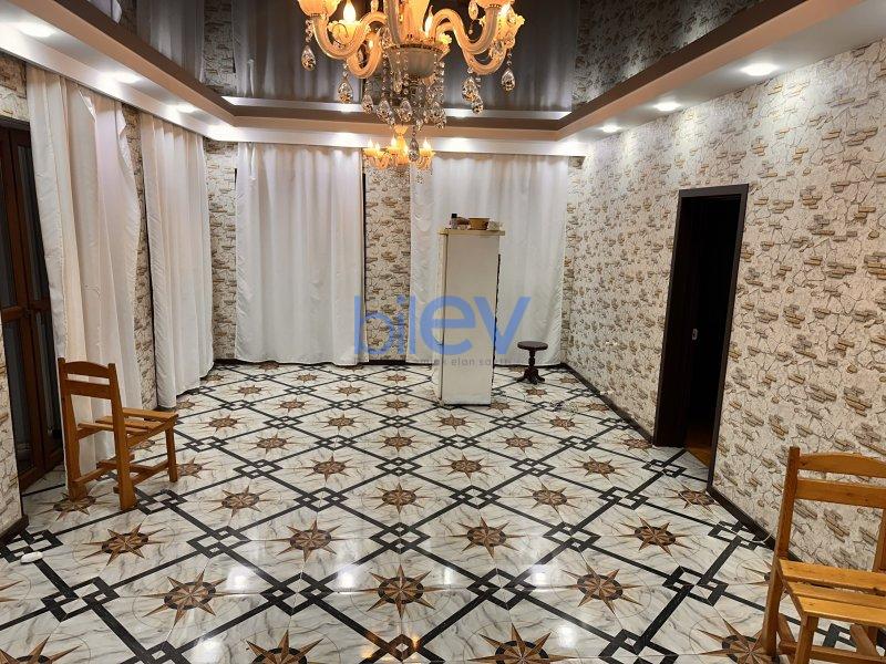 Satılır 5 otaqlı Bağ evi  650m², Bakı
