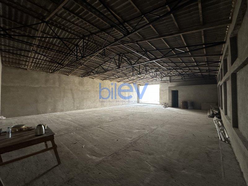 Satılır 1 otaqlı Obyekt  350m², Bakı