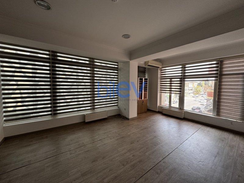Kirayə (aylıq) 1 otaqlı Ofis  25m², Bakı