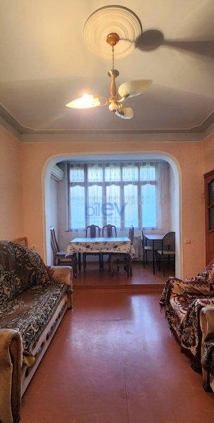 Kirayə (aylıq) 2 otaqlı Köhnə Tikili  60m², Bakı