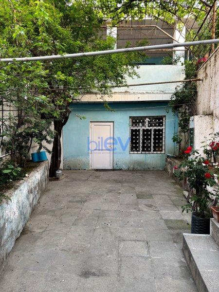 Satılır 6 otaqlı Həyət evi  250m², Bakı