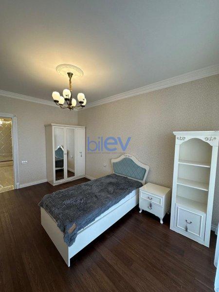 Kirayə (aylıq) 3 otaqlı Yeni Tikili  150m², Bakı