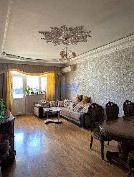 Kirayə (aylıq) 3 otaqlı Yeni Tikili  150m², Bakı