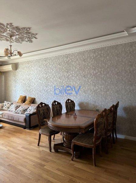 Kirayə (aylıq) 3 otaqlı Yeni Tikili  150m², Bakı