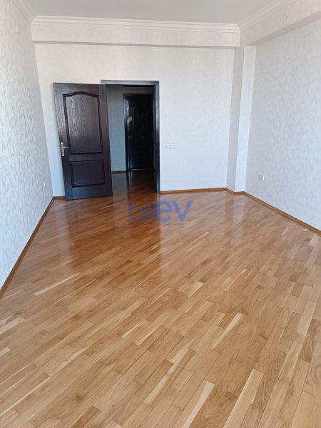 Satılır 2 otaqlı Yeni Tikili  93m², Bakı
