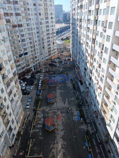 Satılır 2 otaqlı Yeni Tikili  93m², Bakı