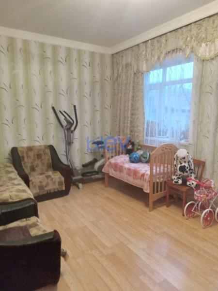 Satılır 4 otaqlı Həyət evi  400m², Qusar