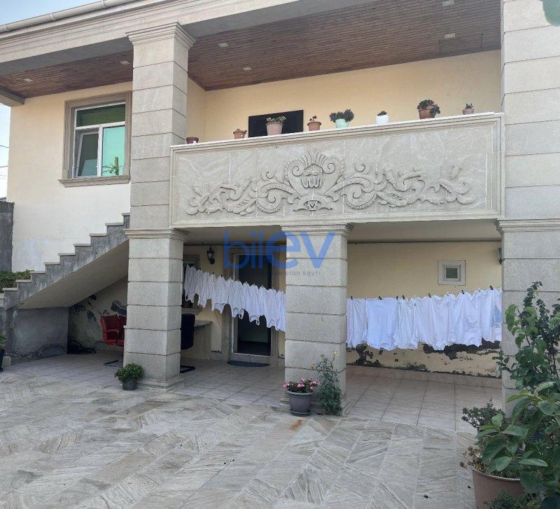 Satılır 4 otaqlı Həyət evi  110m², Bakı