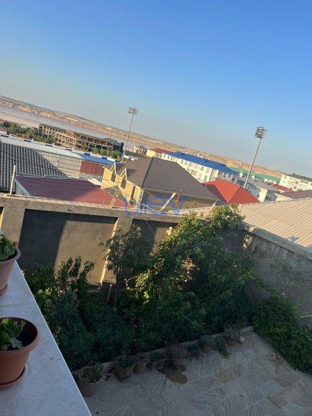 Satılır 4 otaqlı Həyət evi  110m², Bakı