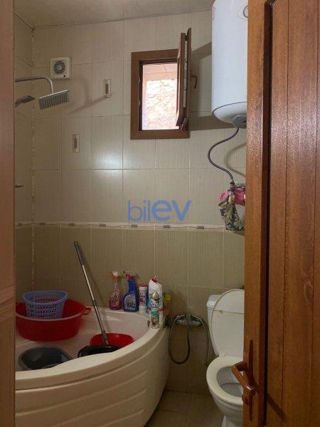 Satılır 6 otaqlı Həyət evi  190m², Bakı