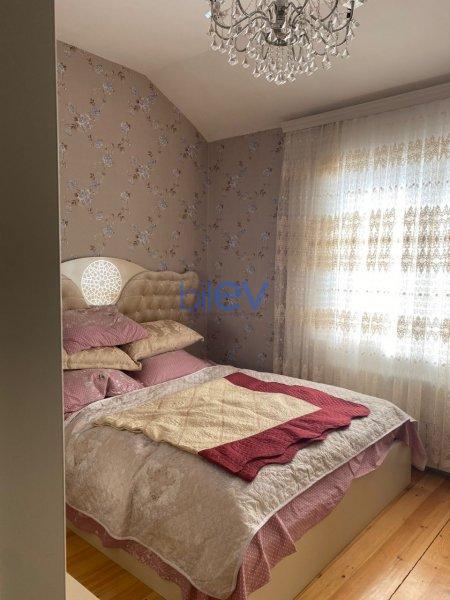 Satılır 6 otaqlı Həyət evi  190m², Bakı
