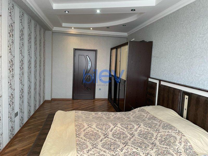 Kirayə (aylıq) 3 otaqlı Yeni Tikili  113m², Bakı